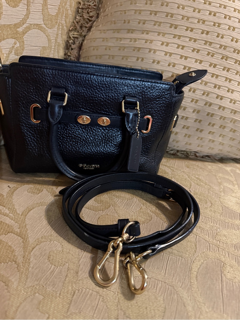 Coach Mini Blake Carryall Style (F37835) preowned